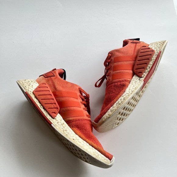 Adidas Mens Originals NMD R2 Primeknit Shoes BY9915 Burnt Orange Size 8 Athletic